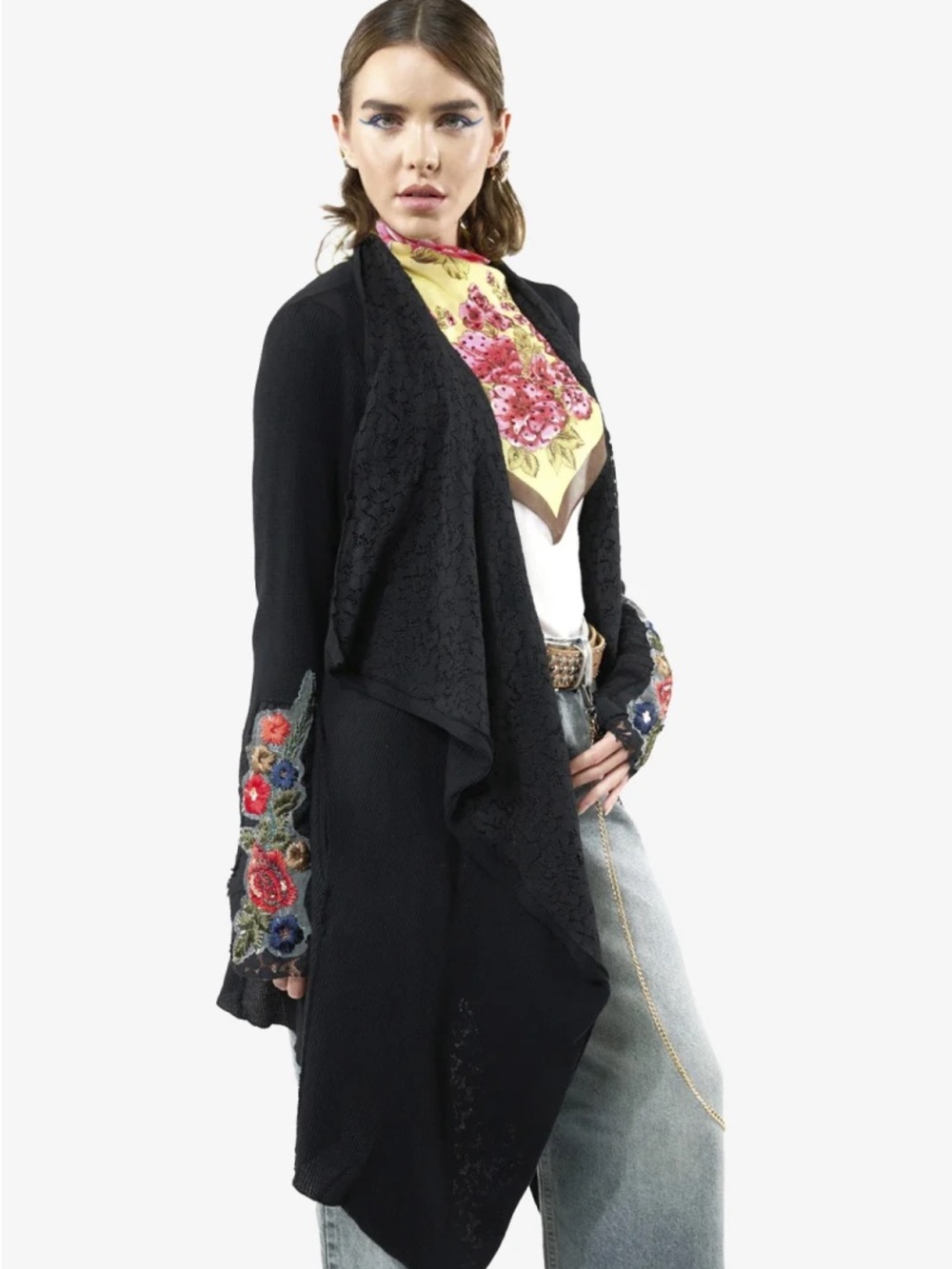 Aratta Traveling Shawl-Black | Thermal Wrap Cozy Travel Wear MSRP $198 - Picture 7 of 9